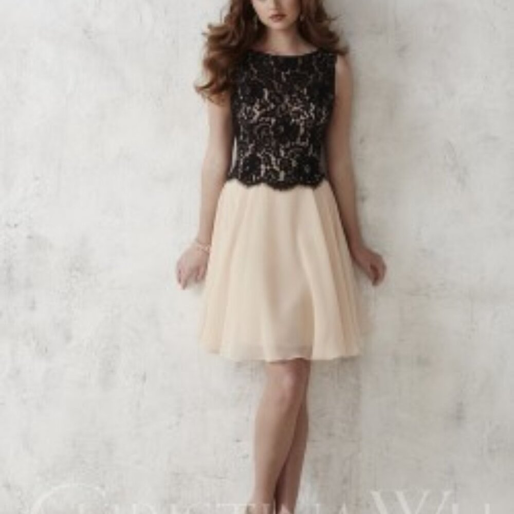 CHRISTINA WU  22671 IVORY size 6